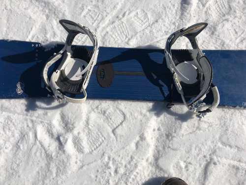 Tabla De Snowboard Salomon Con Fijaciones Y Bolso