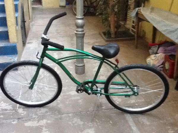 Hermosa bicicleta de paseo color verde unisex en Capital