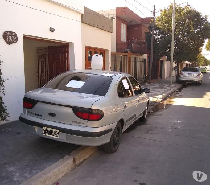 Vendo megane 20005 con 48.000 km