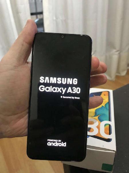 SOLO PERMUTAS!! SAMSUNG GALAXY A30, 32GB, 3GB, 6,4 DUAL CAM