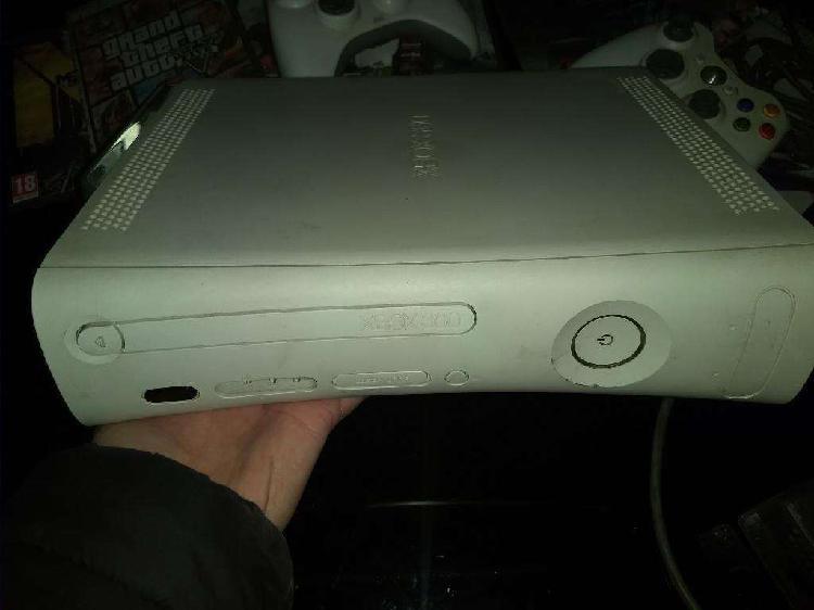 Consola Xbox 360 (la Vendo Completa)