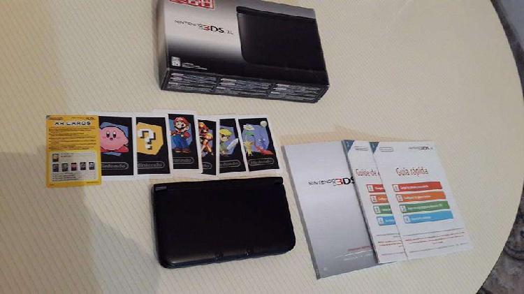Nintendo 3DS XL con flash