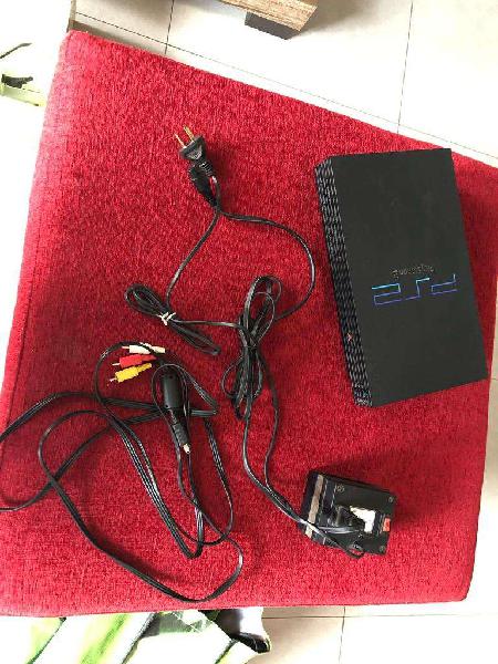 Playstation 2 con 2 Joystick y guitarra