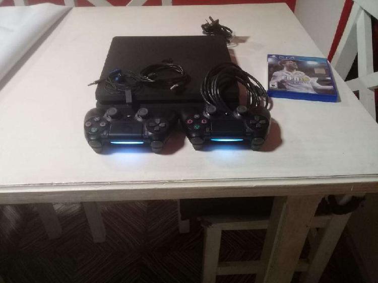 Vendo Playstation 4