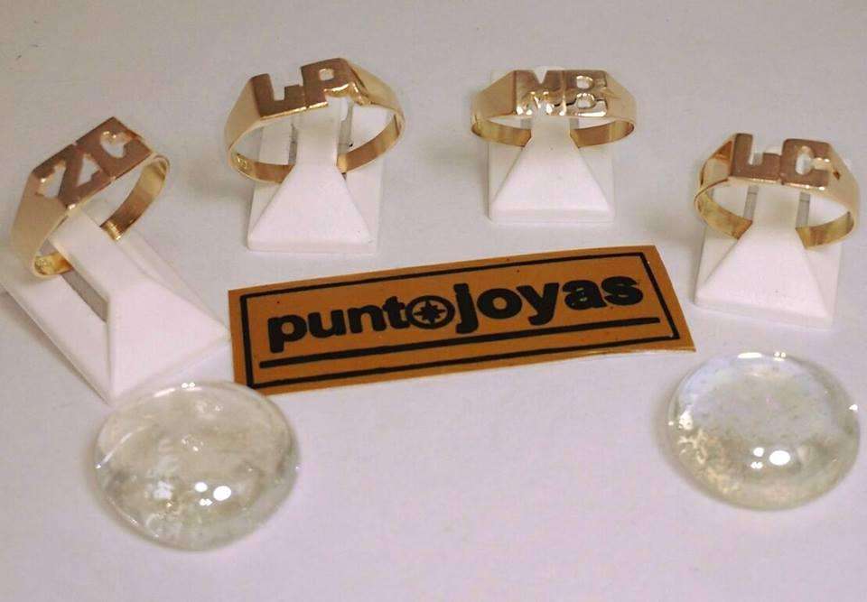 PUNTO JOYAS "doble inicial de oro"