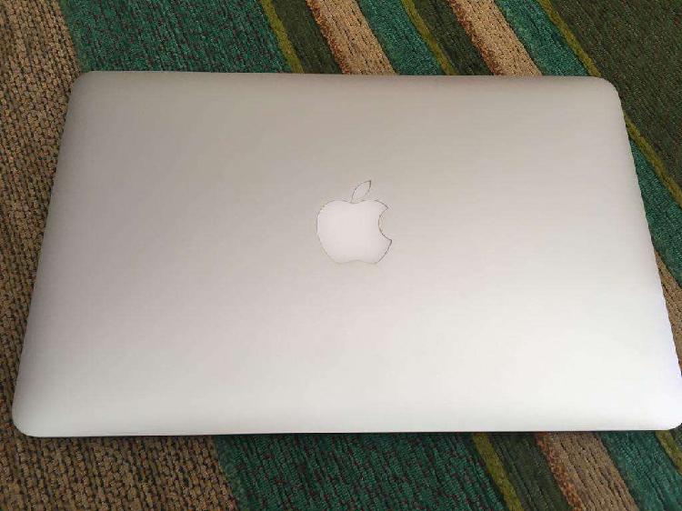 MacBook Air 11