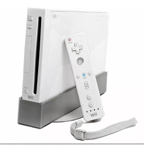 Nintendo Wii Con Nunchuk Y Joystick + 8 Juegos. Poco Uso.