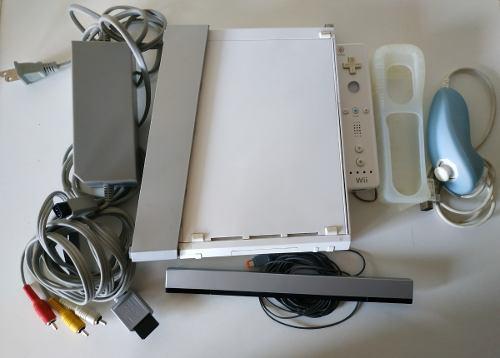 Nintendo Wii + Control + 4 Juegos De Regalo!!