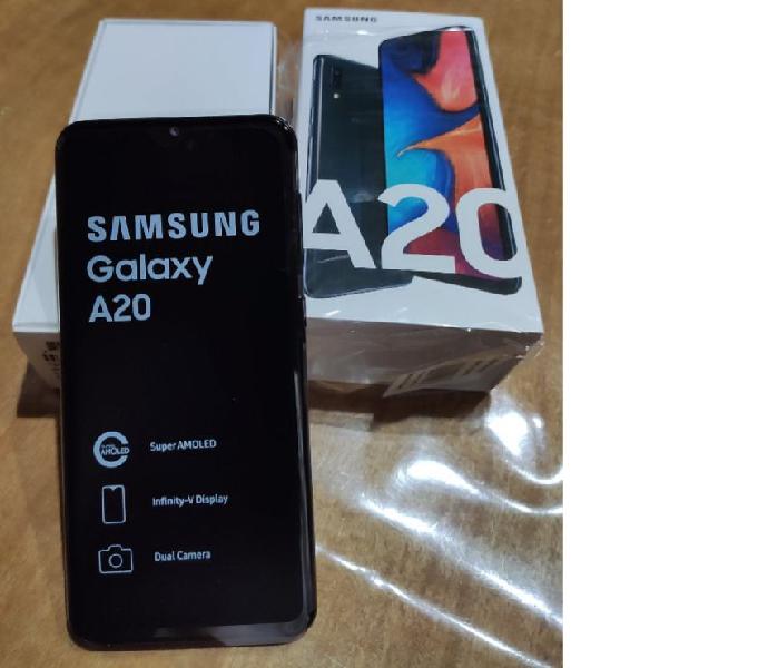 SAMSUNG A 20 DE 32 GB EN CAJA NUEVO. LIBERADO