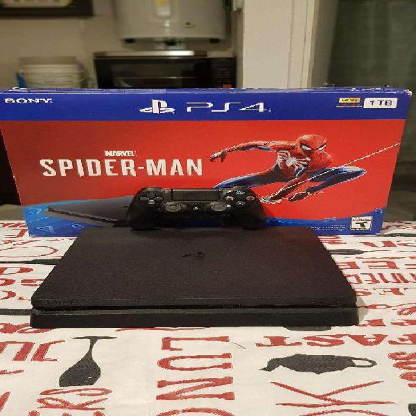 Vendo Ps4 Slim 1tb