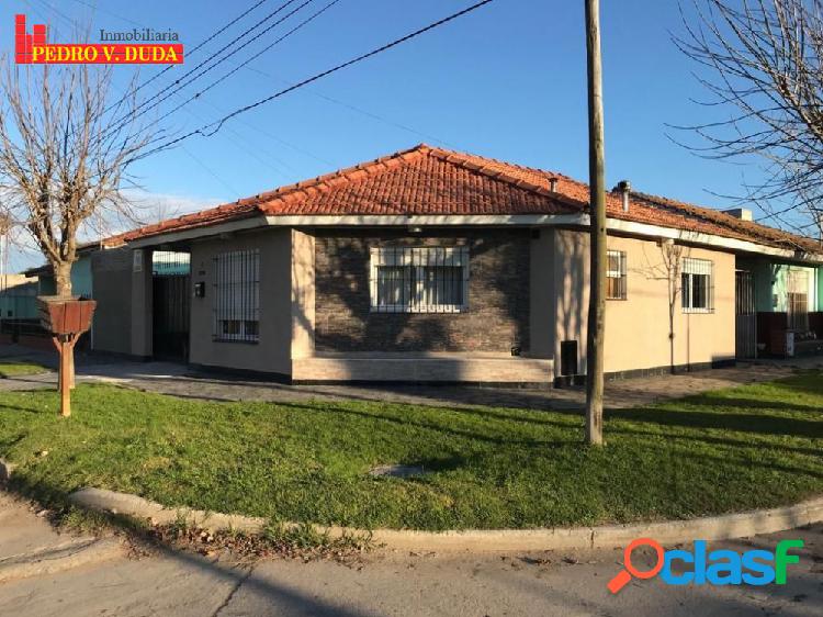 Casa en Venta Zona Sin Indicar de Miramar. Estado Excelente.