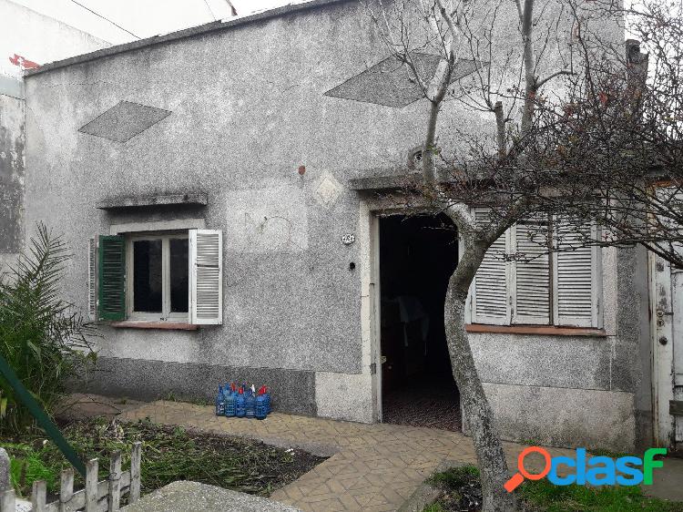 LOTE con construcción