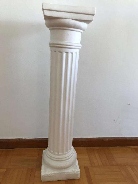 Columna de yeso decoración