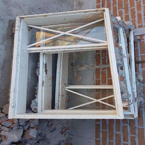 3 Ventanas con Persianas de Aluminios