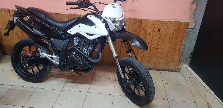 Vendo O Permuto Zanella 250 Inpecablee