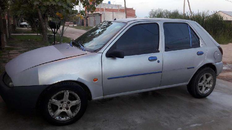 vendo, ford fiesta 98