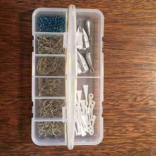Caja Fishrod Plastica Organizadora + 100 Anzuelos Pejerrey
