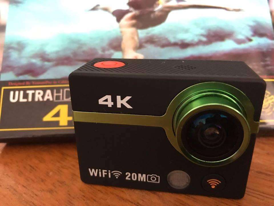 Camara 4 K ultra hd y accesorios