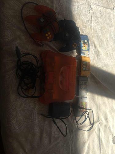 Nintendo 64 Naranja Con Dos Controles Expansión Pack 4