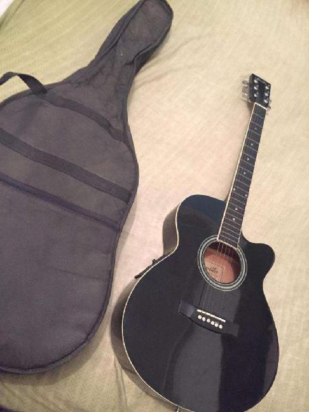 Vendo Guitarra electroacustica