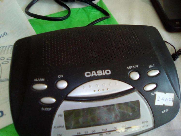 Radio reloj Casio