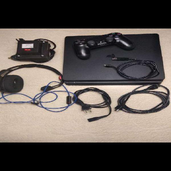 Playstation 4 Slim