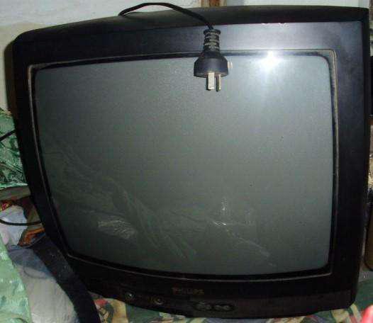 TELEVISOR PHILIPS 19 A REVISAR TECNICO