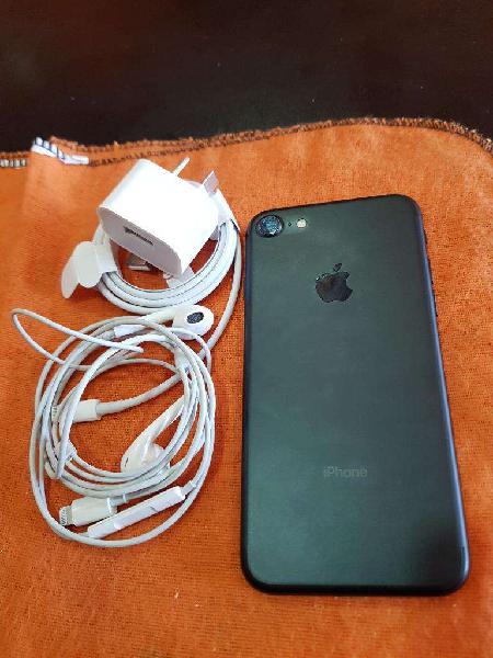 iPhone 7 de 32 Gb Libre Solo Vendo