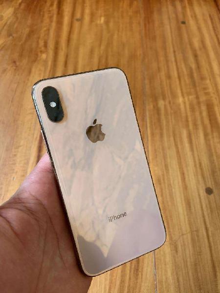 iPhone Xs 64Gb