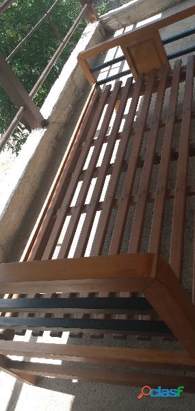 Camas de 2 plaza respaldo y elástico de madera en La Falda