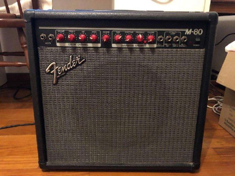 Amplificador Fender M-80 Usa Con Footswitch Impecable