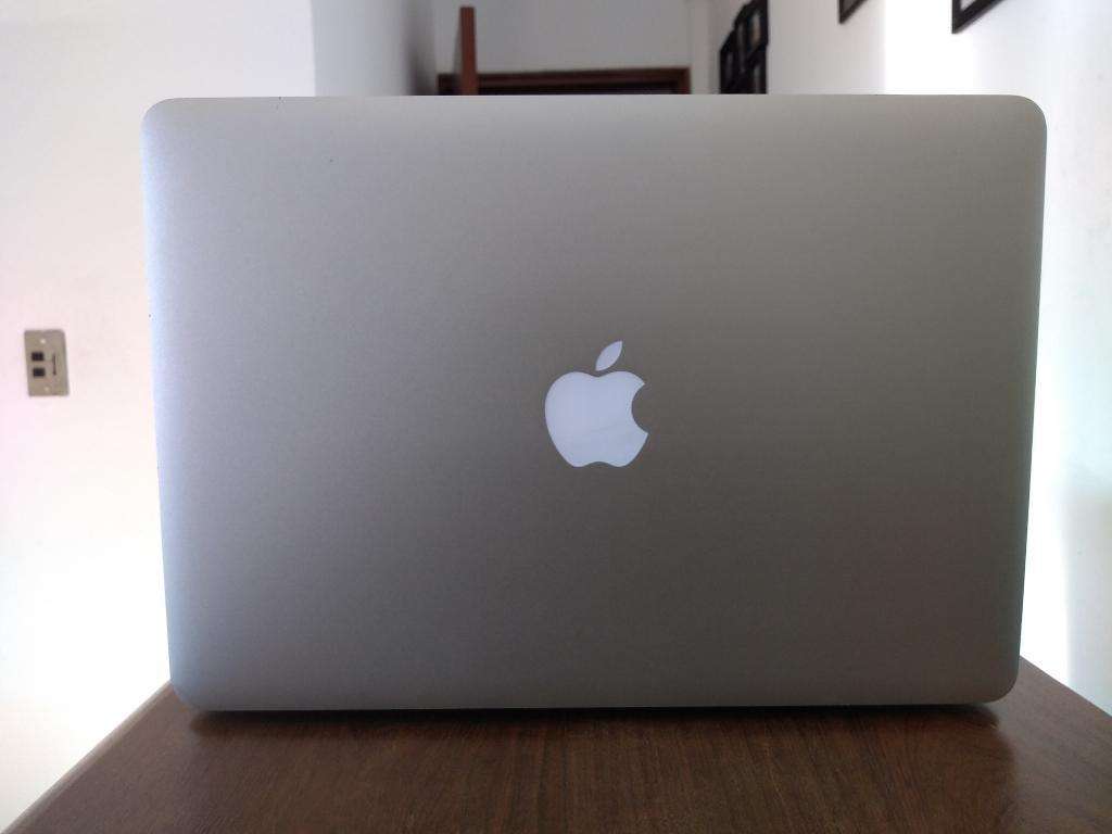 Apple Macbook Air 13.3-inch No Permuto