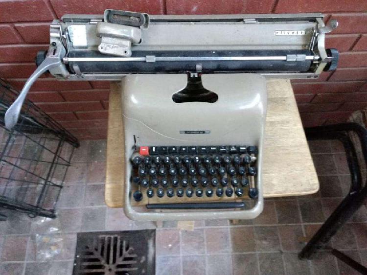 Maquina de Escribir Olivetti Lexicon