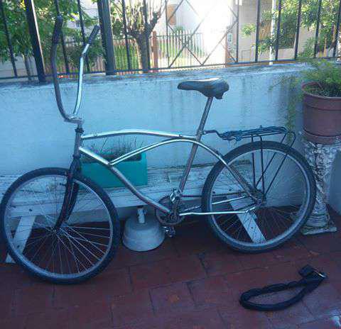 Bicicleta playera rod 26 con portapaquete