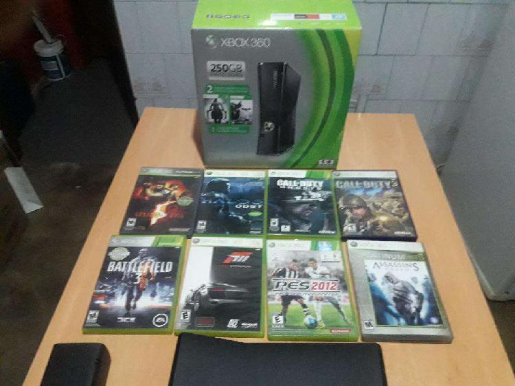 Vendo Xbox 360 en Buen Estado.