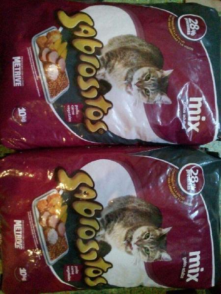 Alimento Sabrositos para Gato X 2 Bolsa.