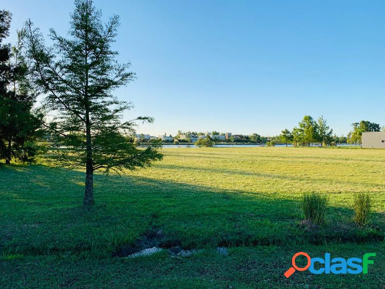 VENDO TERRENO EN PUERTO ROLDAN - BARRIO CERRADO - SEGURIDAD