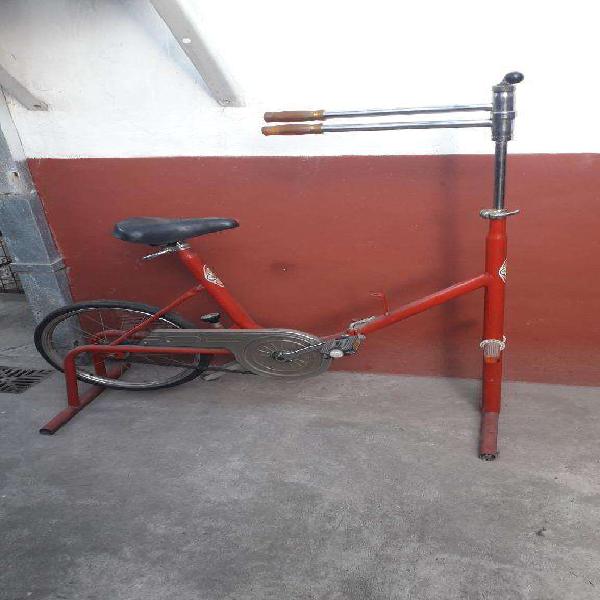 Bicicleta Fija de Ejercicio