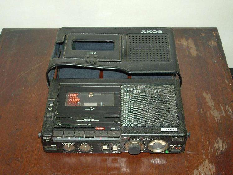 Grabador y reproductor de cassettes SONY TCM5000