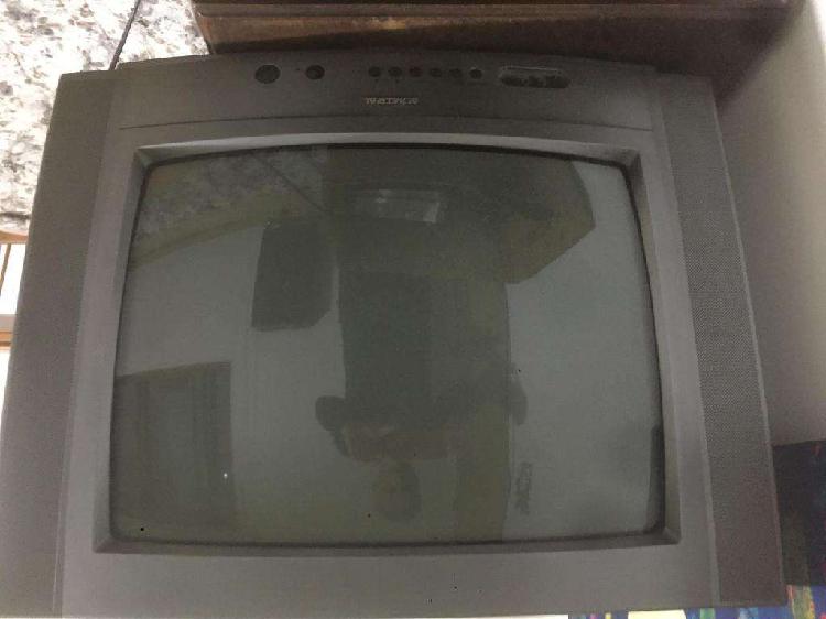 televisor admiral 20