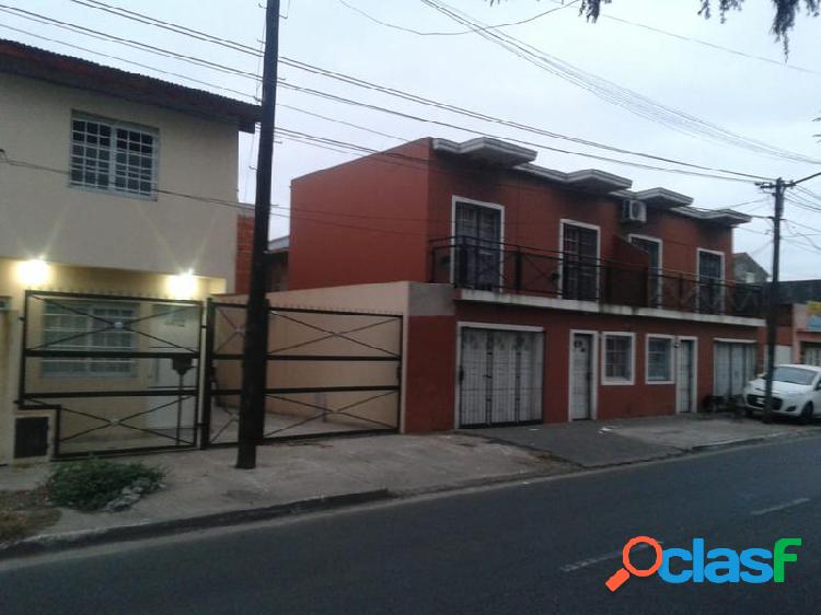 Departamento -DUPLEX CON FACILIDADES--- Berazategui