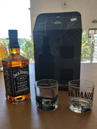 Jack Daniels 750 Cc. + 2 Vasos En Estuche