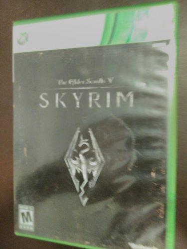 Juego Xbox 360 Skyrim