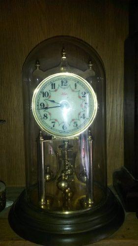Antiguo Reloj Marca Kundo