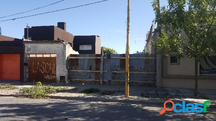 Proyecto 8 deptos. !!! Lote 10 x 50 mts.