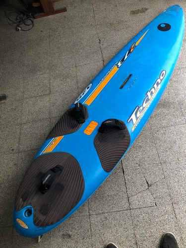 Tabla Windsurf Bic Thecno 125 Litros