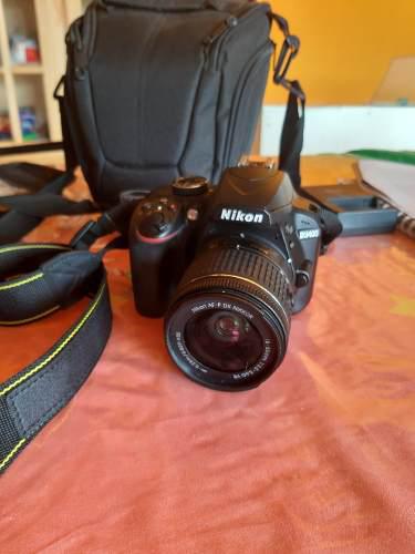 Cámara De Fotos Nikon D3400 Con Lente 18-55 Mm