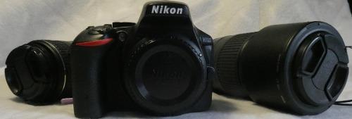 Combo Nikon D5500 + Lente 55/300 + Lente 18/55 + Accesorios