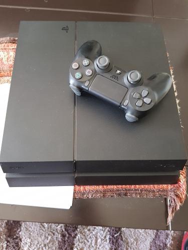 Consola Sony Ps4 500 Gb + 9 Juegos En Caja.