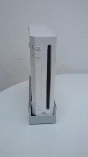 Consola Nintendo Wii Como Nueva Dos Mandos Y Ocho Juegos